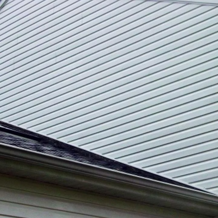 Pressure Washing Holland MI - clean vinyl siding after soft washing